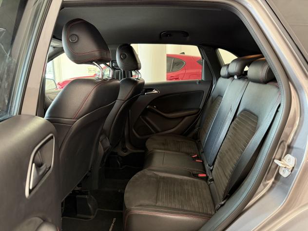 Mercedes-Benz Classe B B 200 d Premium Next 4matic auto - Foto 7