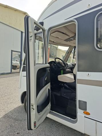 MOTORHOME BURSTNER DUCATO GARAGE SEMIDINETTE LETTO NAUTICO BASCULANTE CLIMATIZZATORE FOTOVOLTAICO CAMPEGGIO CAMPER USATI GENERALI 1763 - Foto 8