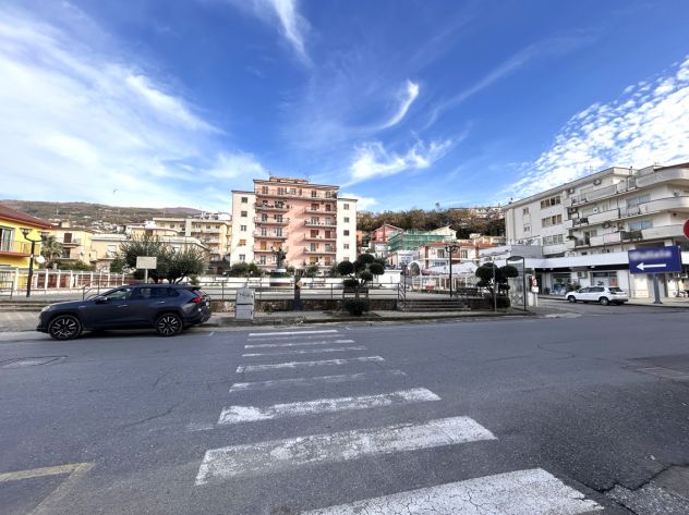 Parcheggio coperto al piano seminterrato - Foto 19