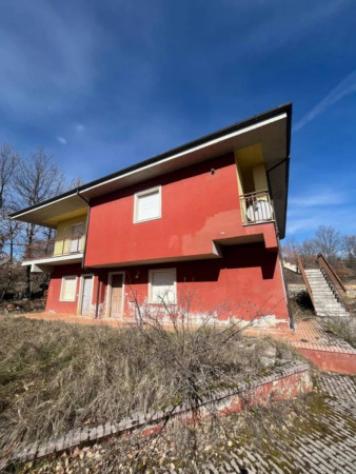 Immobile in asta di 70 m², box auto in vendita a Borgorose - Foto 2