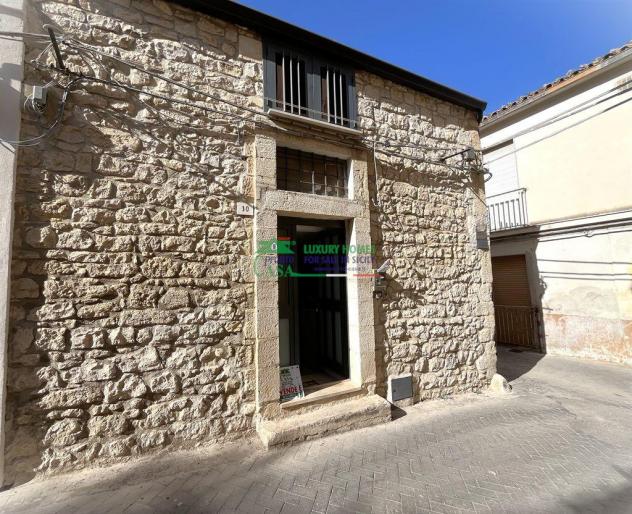 Rif.291 - Casa singola ristrutturata a Modica Alta