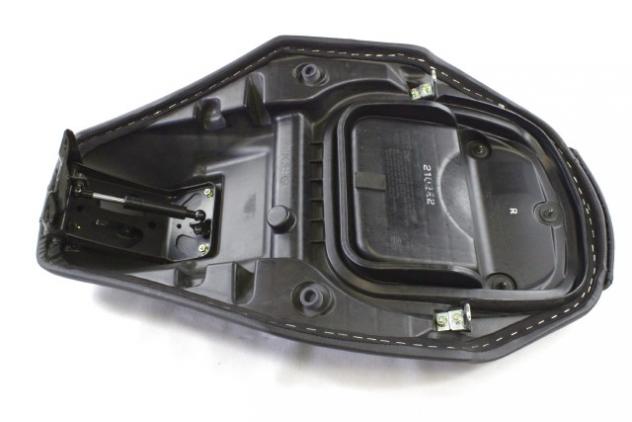 KYMCO XCITING 400 S TCS 77200ADG5E00T01 SELLA ANTERIORE 19 - 23 FRONT SEAT - Foto 3
