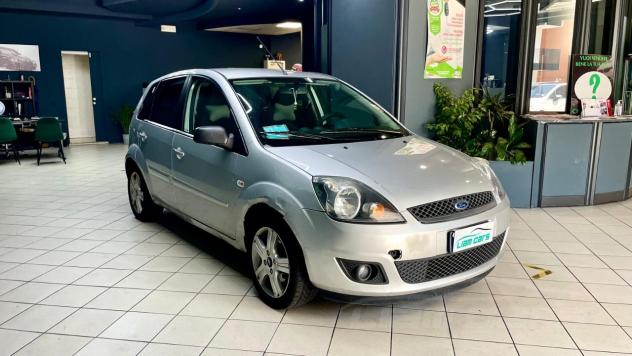 Ford Fiesta 5 Porte Fiesta 5p 1.2 Ghia - Foto 3