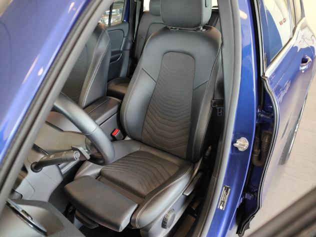 Mercedes-Benz GLB 220 d 4Matic Sport Auto Fari LED Navi Cerchi 19” - Foto 4