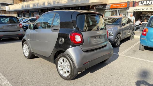 Smart ForTwo 90 0.9 Turbo Passion LED PANORA SEDILI RISCALDATI BRACCIOLO BLUETOOTH - Foto 4