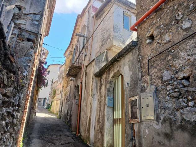 Semindipendente in vendita a Salerno