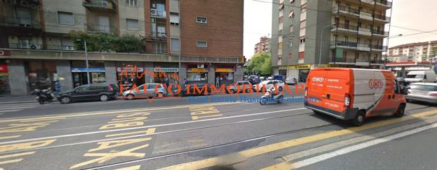 MILANO, VIA REMBRANDT - IMMOBILE 120 MQ 2 LUCI A REDDITO 7,2% - Foto 9