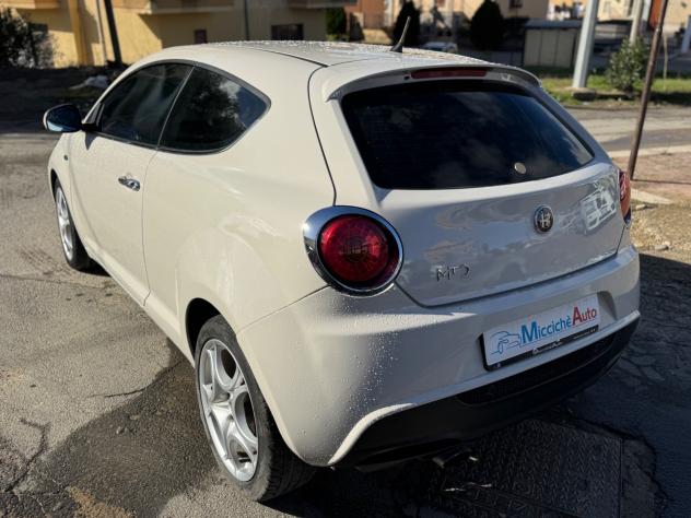 ALFA ROEMO MITO 1.6 JTDm2 120 CV DISTINCTIVE - Foto 7