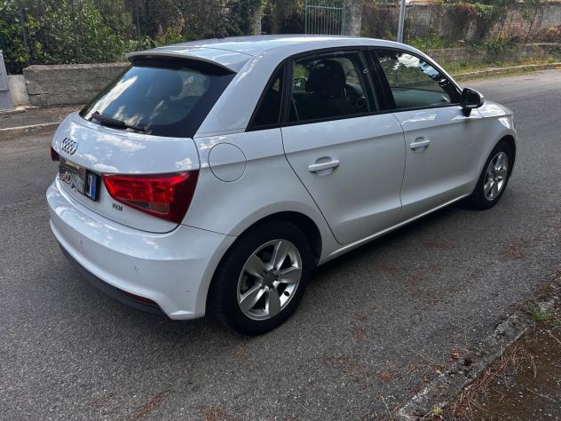 Audi A1 SPB 1.4 TDI Admired - Foto 9