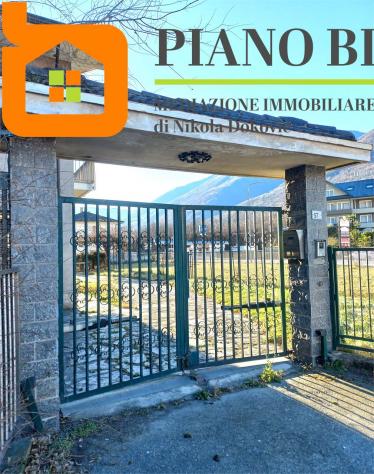 V000534 - CASA INDIPENDENTE, CON GIARDINO, GARAGE E MAGAZZINI - Foto 8