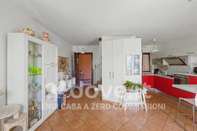 Appartamento di 150 m² con 5 locali e posto auto in vendita a Luino - Foto 2
