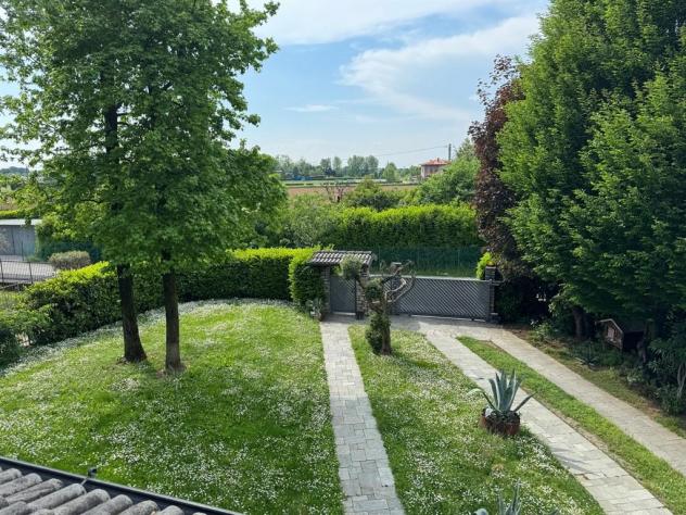 VILLA SINGOLA SU LOTTO DI 820 MQ - Foto 7