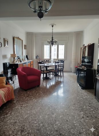 7° Piano Panoramico - Via Catania: Pronto, Luminoso e Funzionale - Foto 9