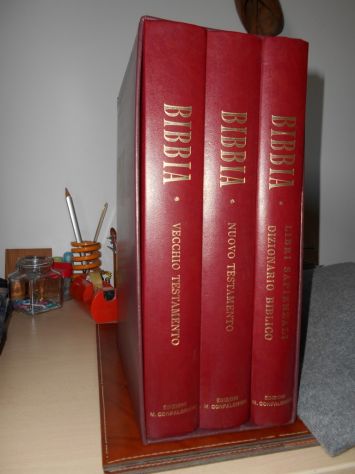 Cofanetto "Bibbia"