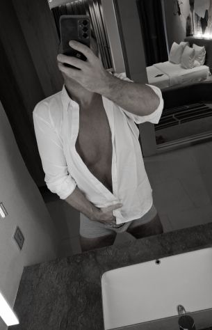 Roby Massaggiatore Italiano Tel:3793301367