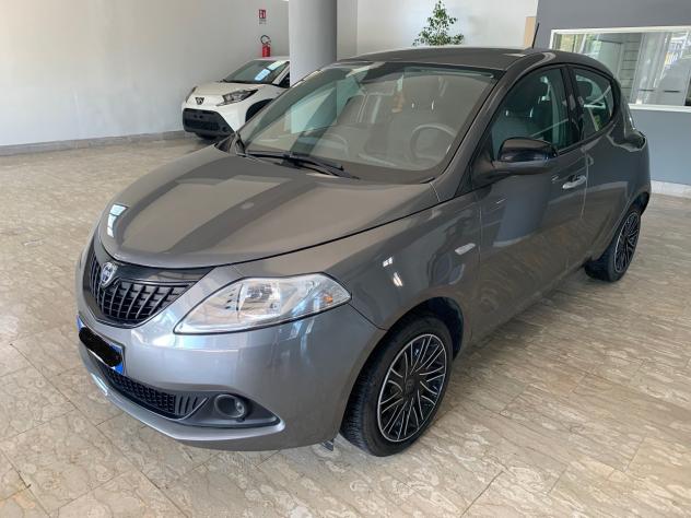 Lancia Ypsilon 1.0 FireFly 5 porte S&S Hybrid Silver Plus