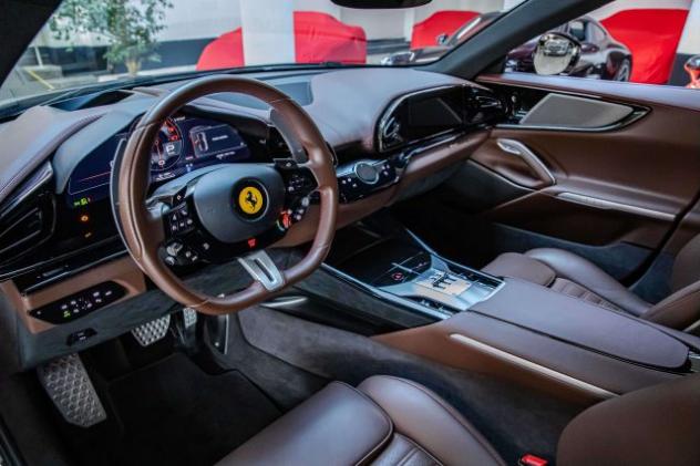FERRARI Purosangue LIFT SYSTEM|CARBON PACK|BURMESTER|LED MATRIX|360°V rif. 23953031 - Foto 10