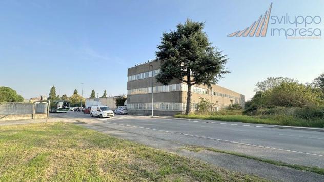 CAPANNONE INDIPENDENTE CON PALAZZINA UFFICI VICINANZE AUTOSTRADA A8 - Foto 6