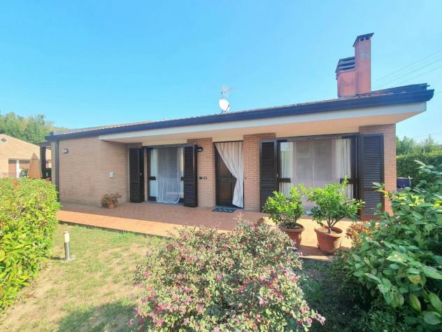 Villa in vendita a Arsina - Lucca 180 mq Rif: 1447859