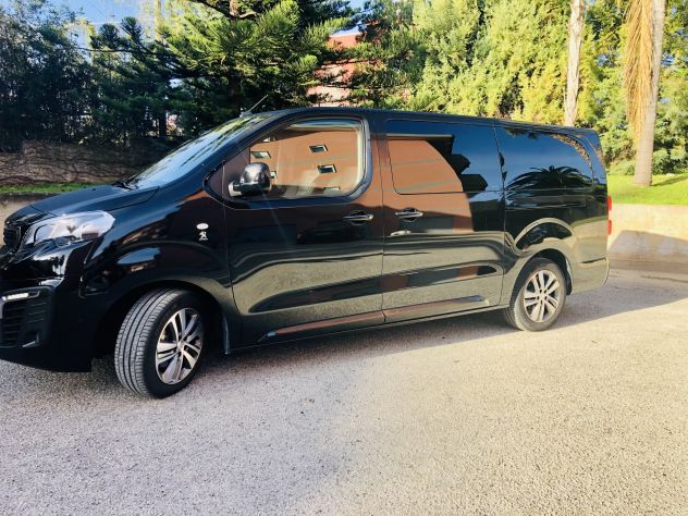 Peugeot traveller 8 posti