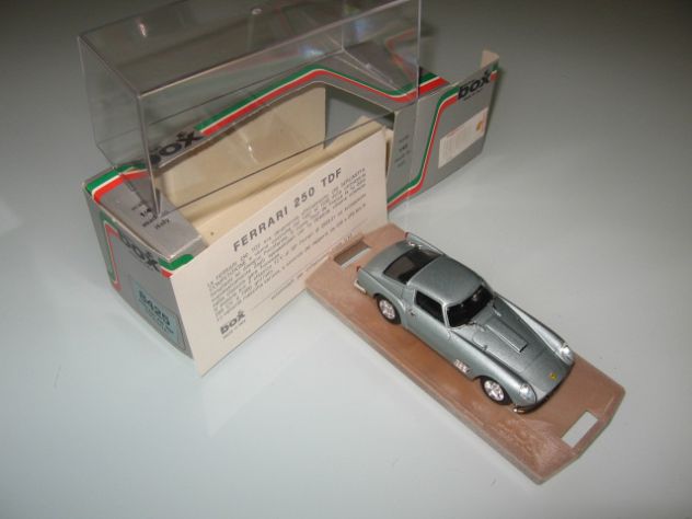 FERRARI 250 TDF STRADALE MODEL BOX NUOVO!!!!! - Foto 10