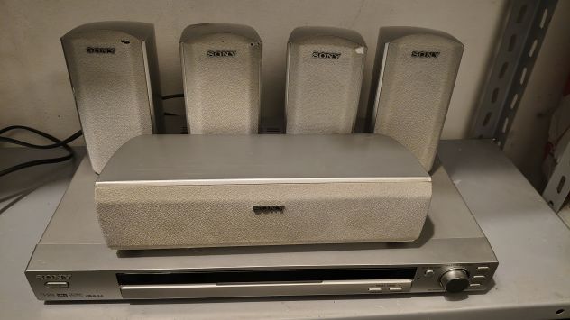 Sistema Sony dolby surround DTS 5+1