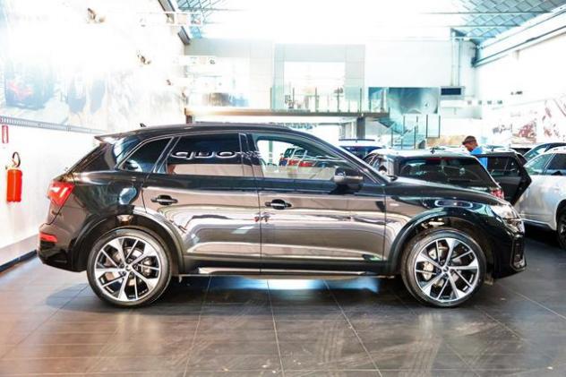 AUDI Q5 40 TDI Quattro S-Tronic Identity Black rif. 23966117 - Foto 2