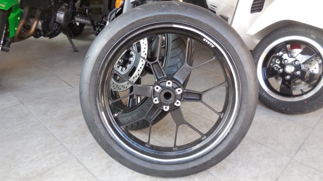 RUOTA POSTERIORE APRILIA DORSODURO
