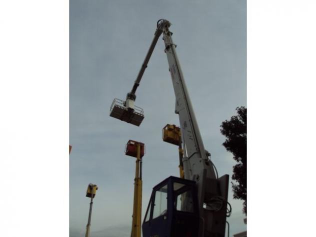 Iveco LKW/TRUCKS 190.30 Piattaforma Aerea 33 MT - Foto 5