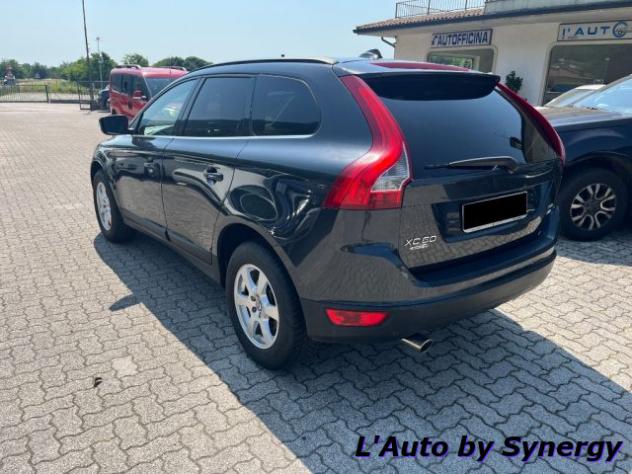 VOLVO XC60 2.4 D 163 CV AWD Geartronic Summum rif. 23821497 - Foto 4