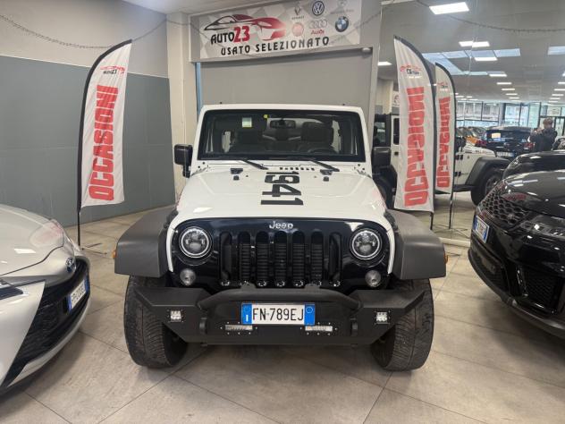 Jeep Wrangler 2.8 CRD DPF Rubicon Auto Soft Top Lungo - Foto 3