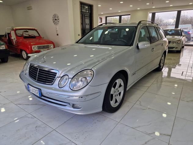 Mercedes-Benz E 320 cdi Avantgarde TETTO APRIBILE - Foto 8