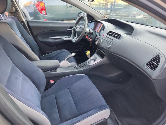 Honda Civic 1.8 i-VTEC 5p. Exclusive impianto GPL - Foto 7