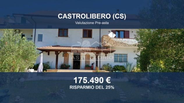 Immobile in asta di 380 m² in vendita a Castrolibero