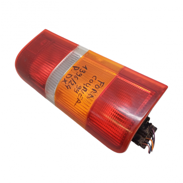 STOP FANALE POSTERIORE DESTRO FORD Courier 1° Serie RTJ, RTK (9699) - Foto 3