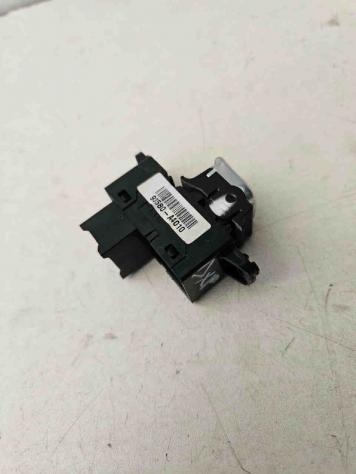 PULSANTE ALZAVETRO POSTERIORE DESTRO KIA Carens Serie 93580a4010 (1318)