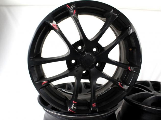 SET 4 CERCHI IN LEGA AFTERMARKET DA 17 POLLICI 5 FORI 7.0JX17 H2 ET 35 OPEL ASTRA H 1.7 D 92KW 6M 5P (2008) RICAMBIO USATO DI CUI UNO STRISCIATO, INTE - Foto 9