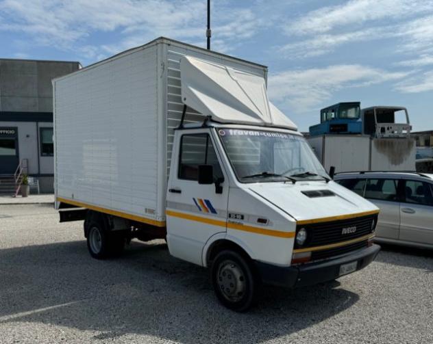 IVECO 35-10 Direct Ignition a cassone furgonato rif. 24013259