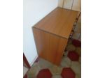 Cassettiera in legno marrone