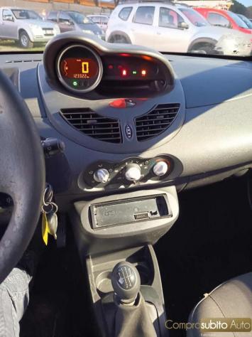 RENAULT Twingo 1.2 16V LEV SkyLight rif. 23894313 - Foto 10