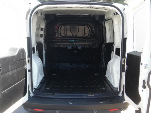 Fiat Doblo 1.3 MJT PC-TN Cargo Lamierato SX - Foto 7