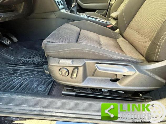 VOLKSWAGEN Passat Variant 1.6 TDI Business rif. 23816515 - Foto 10