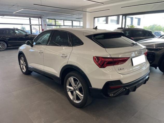 AUDI Q3 SPB 2.0 TDI 150 CV S-Tronic S-Line Edition rif. 23942697 - Foto 3