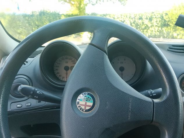 Auto alfa Romeo - Foto 5