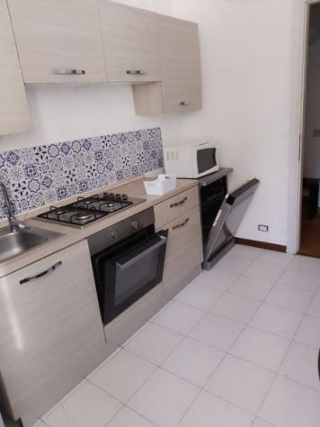 Milano affittasi stanza privata arredata 4 vani 16 Mq. - Foto 4