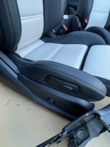 Sedili Mercedes AMG Recaro - Foto 9
