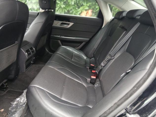 Jaguar XF XF 2.0 D 180 CV aut.-MOTORE DA RIFARE - Foto 8