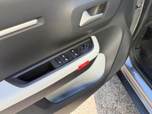 Citroen C3 PureTech Max 2025 3300KM!!! UNIPRO GARANZIA UFFICIALE - Foto 6
