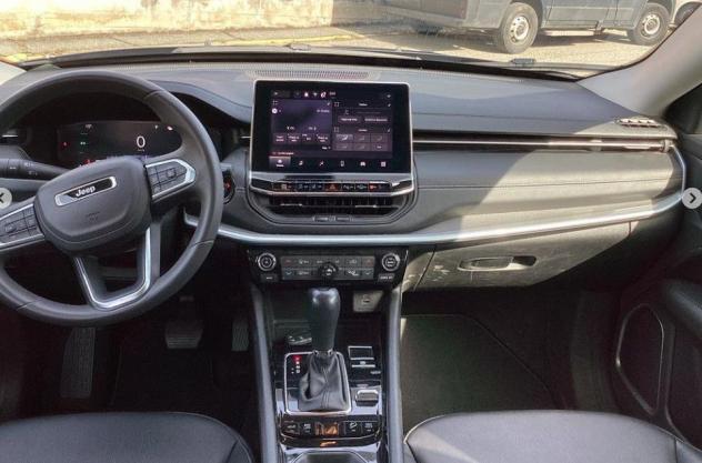 Jeep Compass 4xe 1.3 T4 PHEV 190cv Limited 4xe Auto - Foto 3