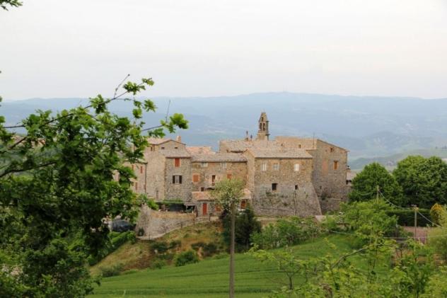 Orvieto (Benano) - In zona panoramica con vista su Orvieto, vendesi lotto di terreno edificabile ricadente di circa 3000 mq.